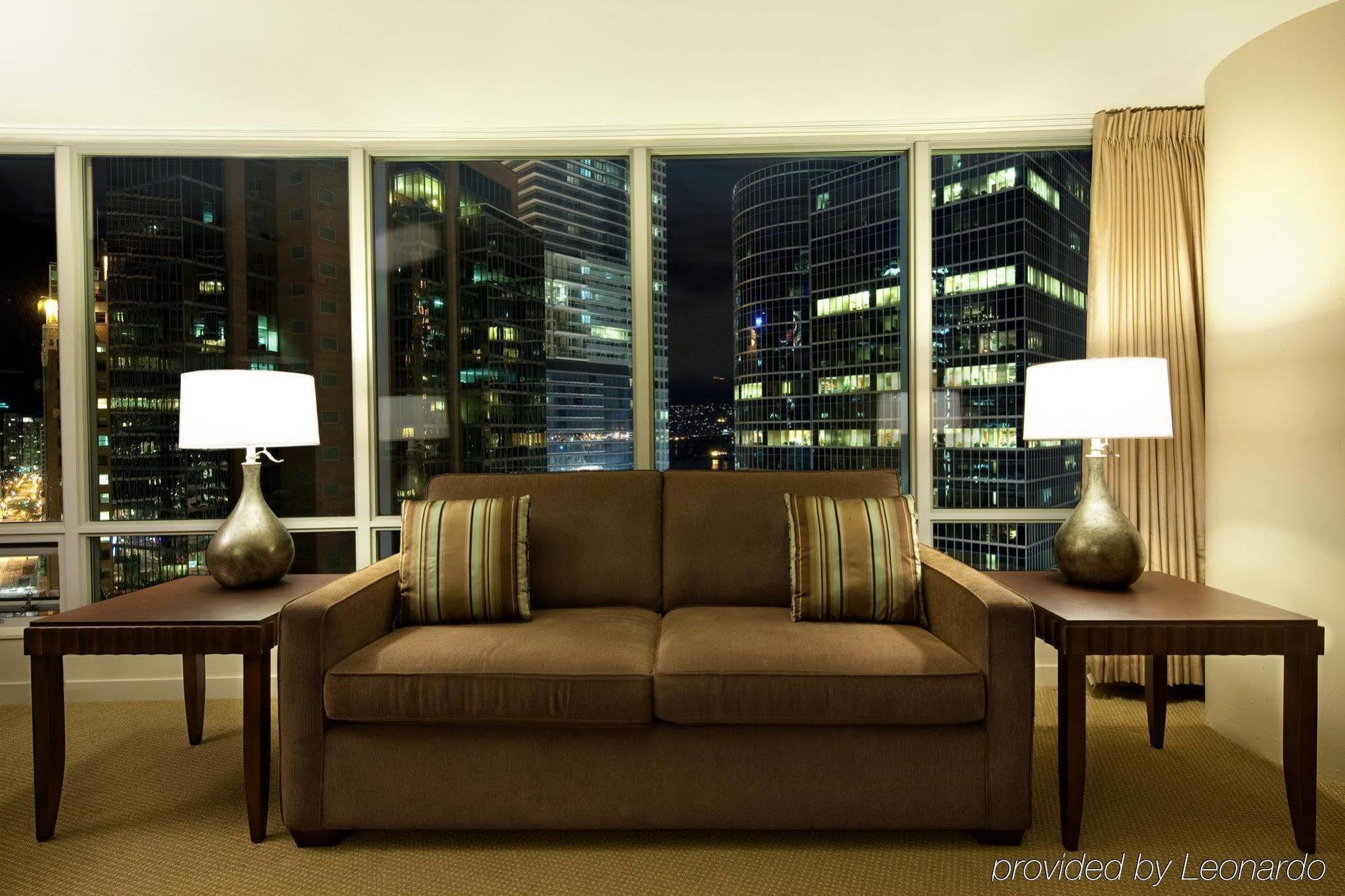 Auberge Vancouver Hotel Ruang foto