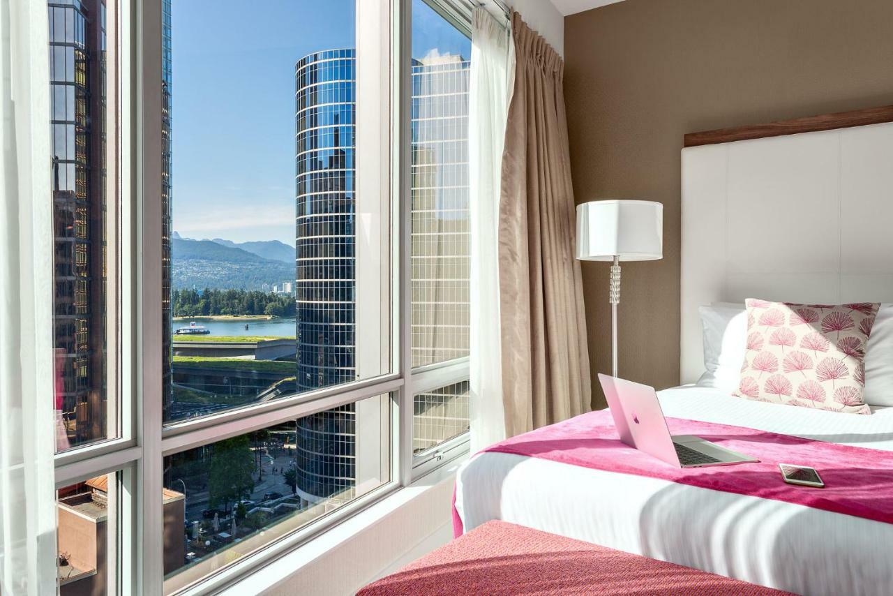 Auberge Vancouver Hotel Bagian luar foto